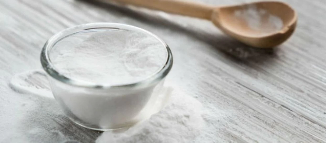 Μαγειρική σόδα για αδυνάτισμα: Όσα πρέπει να ξέρετε - Πώς να την πιείτε & τι να προσέχετε